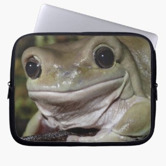 The Dumpy Tree Frog Smiles At You Laptop Sleeve