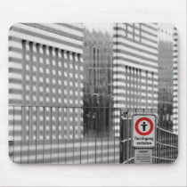 Durchgang verboten mouse pads