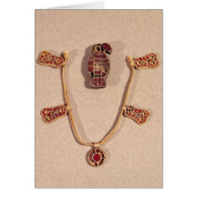 Eagle-shaped brooch and a necklace greeting cards