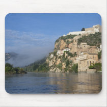 Ebro River (Ria Ebre); Templar castle;  early Mouse Pad