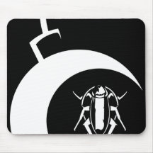 EC (white bomb) Close up Mousepad