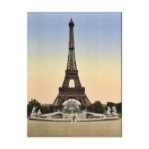 Eiffel Tower, full-view looking toward the Trocade Post Cards