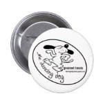 El perro del baile trata los botones de encargo pin