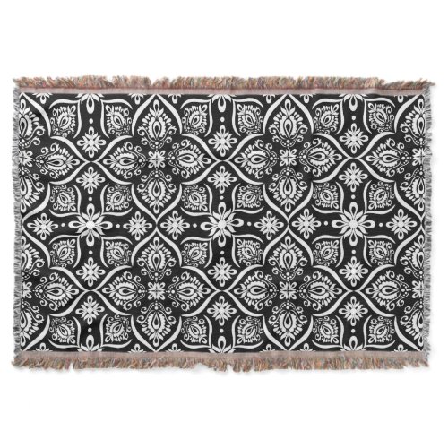 Elegant Damask Pattern | Black And White Throw Blanket