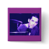 eliot Button