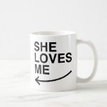 Ella me ama .png (izquierdo) tazas
