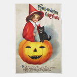 Ellen H. Clapsaddle: Witch in Jack O'Lantern Towel