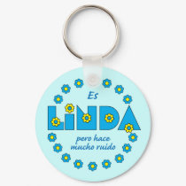 Es Linda, pero keychains by Sensato Es Linda, pero keychains
