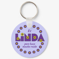 Es Linda, pero keychains by Sensato Es Linda, pero keychains