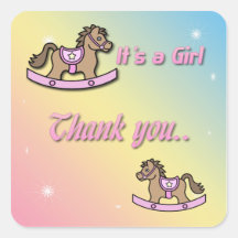 Es un chica que el caballo mecedora le agradece se calcomanías cuadradas personalizadas