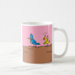 Esposa del pájaro que grita en la taza del marido