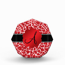 Estampado de girafa rojo del brillo del monograma