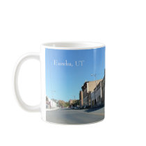 Eureka mugs by ribizlifozelek Eureka mugs
