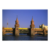 Europe, Germany, Berlin. Kreuzberg, Oberbaum