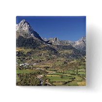 Europe, Spain, Sallent de Gallego. A small