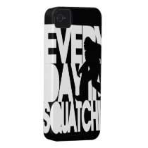 Everyday I'm Squatchin' black and white Iphone 4 Cases