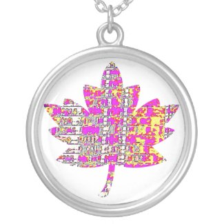 FAMOUS Canadian Maple Leaf Necklace