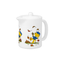 Ferald Dancing Amongst The Autumn Leaves teapots