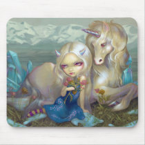 "Fiona and the Unicorn" Mousepad
