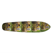 Five Tiled Halloween Grimacing Pumpkin Skateboard
