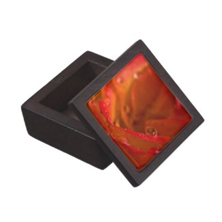 Flaming Red Rose Gift Box 2 planetjillgiftbox
