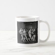 Flapper Girls: 1925 Mug