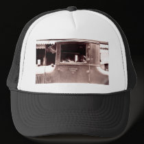 Flapper in Eastman Kodak Car - Vintage, 1920s hats