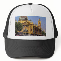 Flinders Street railway station, Melbourne, Austra Mesh Hats