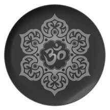 Floral Aum Design, dark Dinner Plate