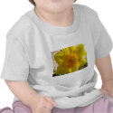 flower,daffodil t-shirts