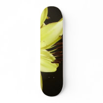 Flower Pistons skateboards