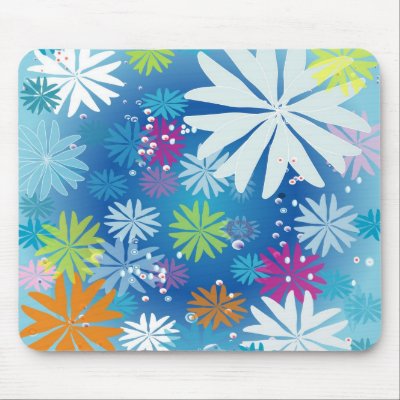 Flower Power Daisy Mouse Pad by shayneemelissa