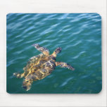 Flying Honu usepad -  Green Sea Turtle
