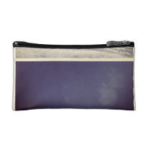 Flying with Apple - small cosmetic bag