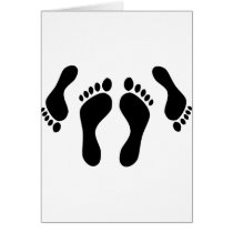 footprints bed couple cards