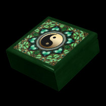 Forest Green Hearts Gold Yin Yang Lacquered Gift B gift boxes