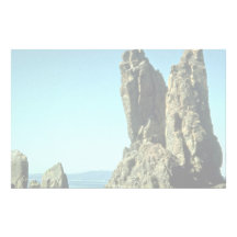 Formación de roca del Mar Negro, Crimea, Rusia Papelería De Diseño