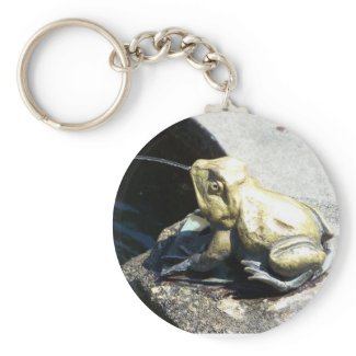 Fountain Frog Keychain