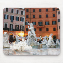 Fountain on the Piazza Navona mousepads