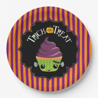 Frankencake Trick-Or-Treat Halloween Plates 9 Inch Paper Plate