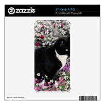 Freckles in Flowers II - Black White Tuxedo Kitty Skin For iPhone 4S