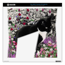 Freckles in Flowers II - Tux Kitty Cat Skin For The Xbox 360 S