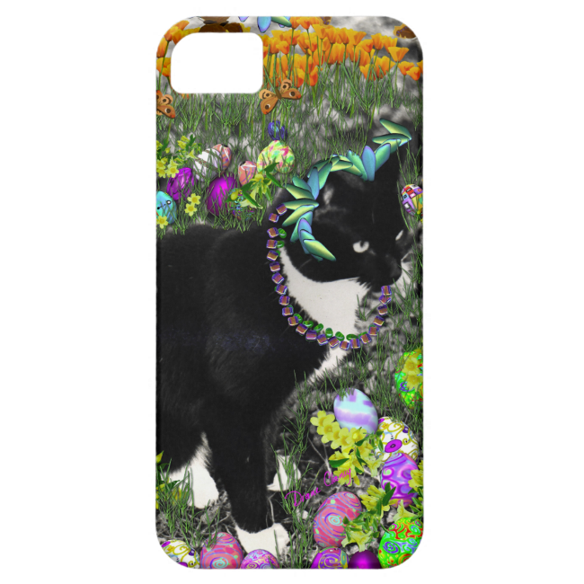 Freckles, Tux Cat, in the Hunt for Easter Eggs iPhone 5 Cases