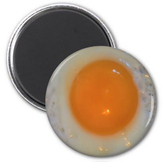 Fried egg magnet