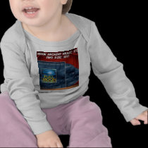 Full Moon Features t-shirts