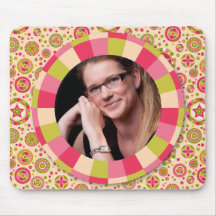 Fun Circle frame - pink leaf on pattern Mousepads