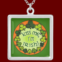 Fun Kiss Me I'm Irish Necklace necklaces