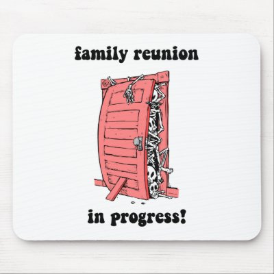 funny_family_reunion_mousepad-p144872895222200514trak_400.jpg
