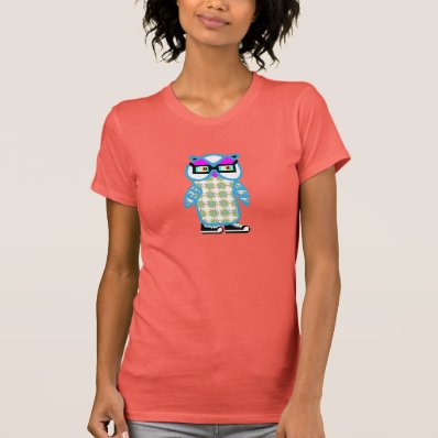 Funny Retro Hipster Blue Owl Women&#39;s Coral T-shirt