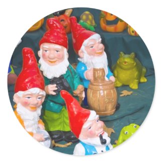 Garden gnome classic round sticker